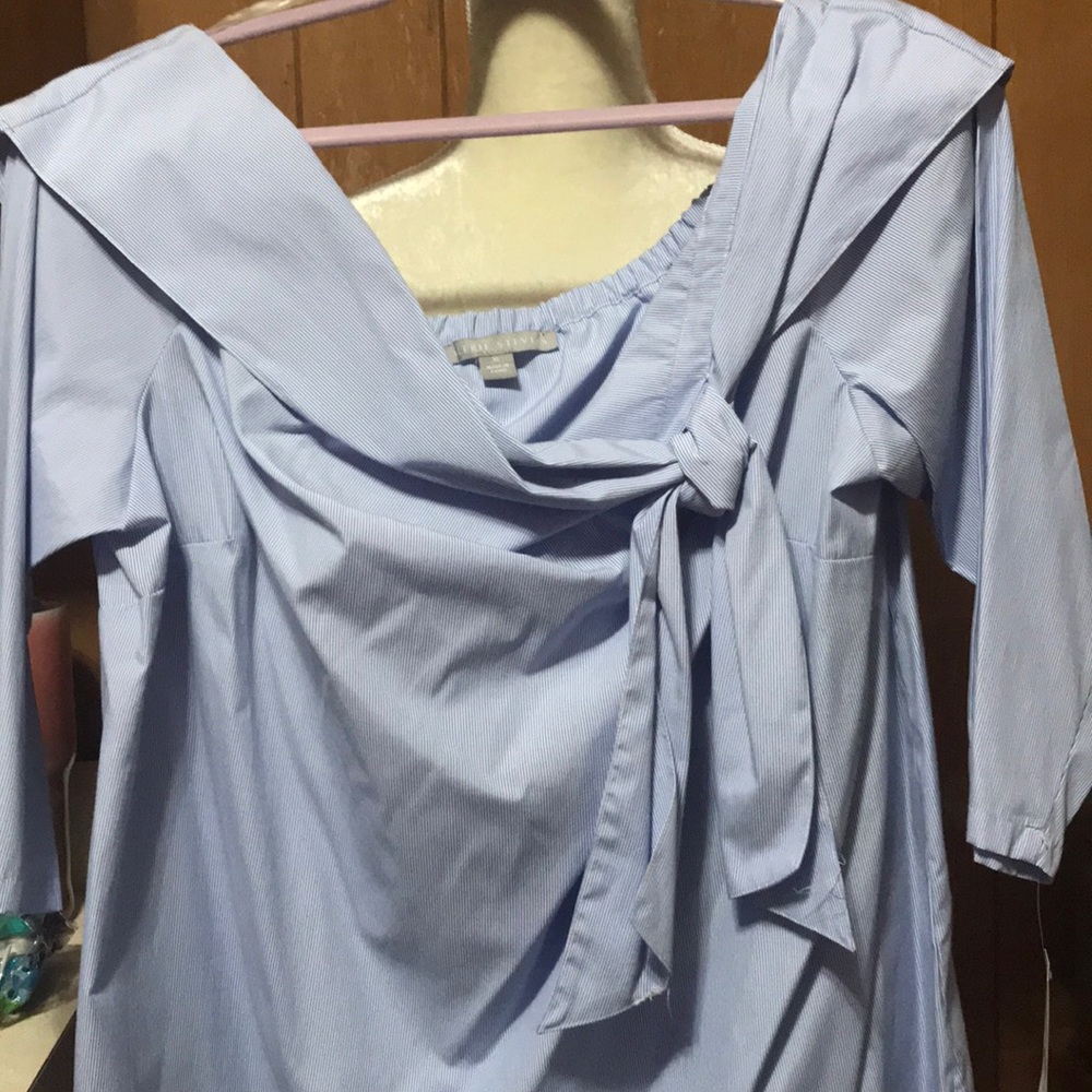 Valerie Stevens blouse
